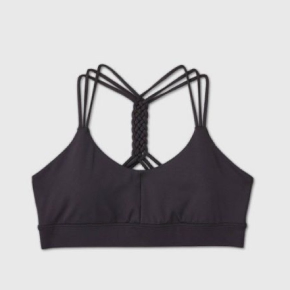black sports bra